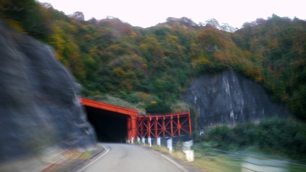 紅葉 秘境奥只見ｒ３５２樹海ラインと六十里越え ２０１３年１０月２８日